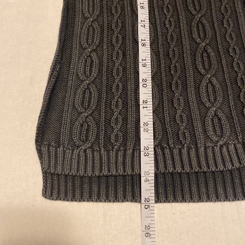 Artisan NY Mineral Washed Cable Knit Crew Neck Sweater - Picture 8 of 10